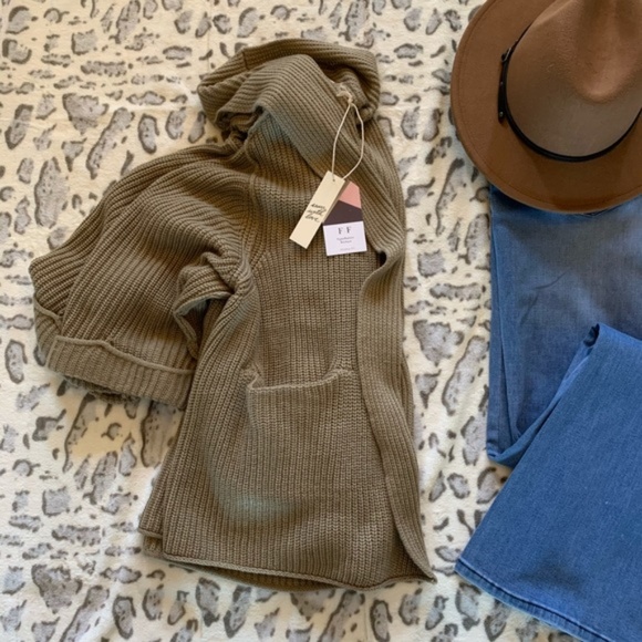 Cozy Oversized Boho Cardigan Pocketed Sweater Coat - Picture 3 of 4